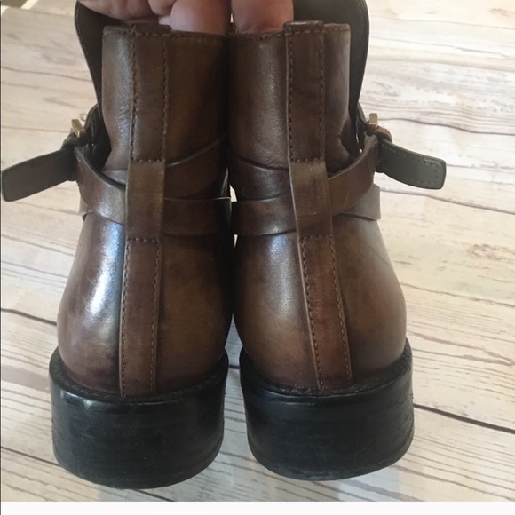 Ecco Buckle Wrap Chestnut Leather Boots - Picture 5 of 7